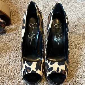 Jessica Simpson Leopard Print Peep Toe Heels